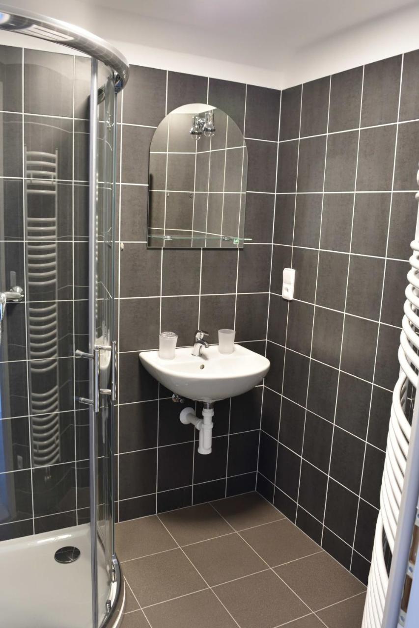 Apartmany U Letiste Пардубице Екстериор снимка